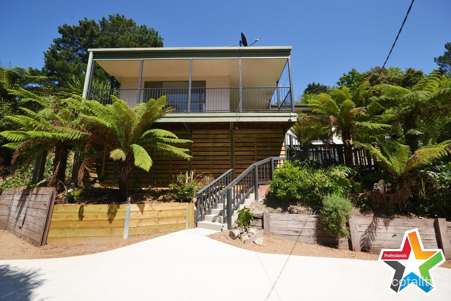 10 Railway Rd, Mount Evelyn, VIC 3796