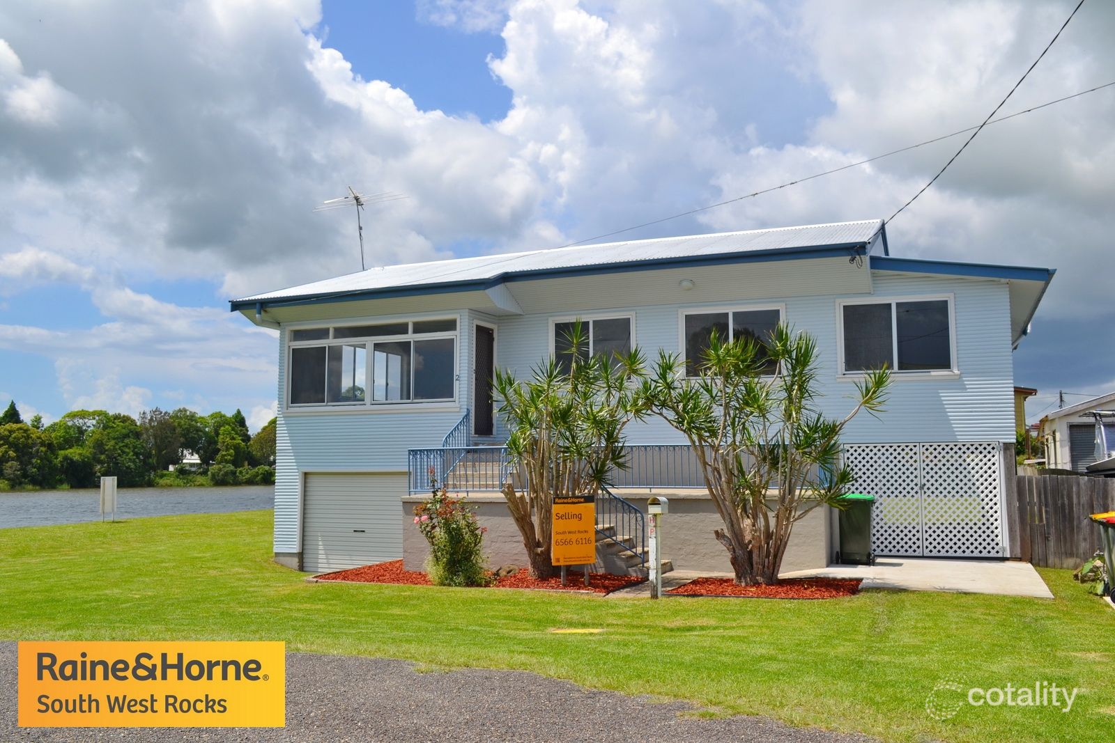 2 John St, Smithtown, NSW 2440