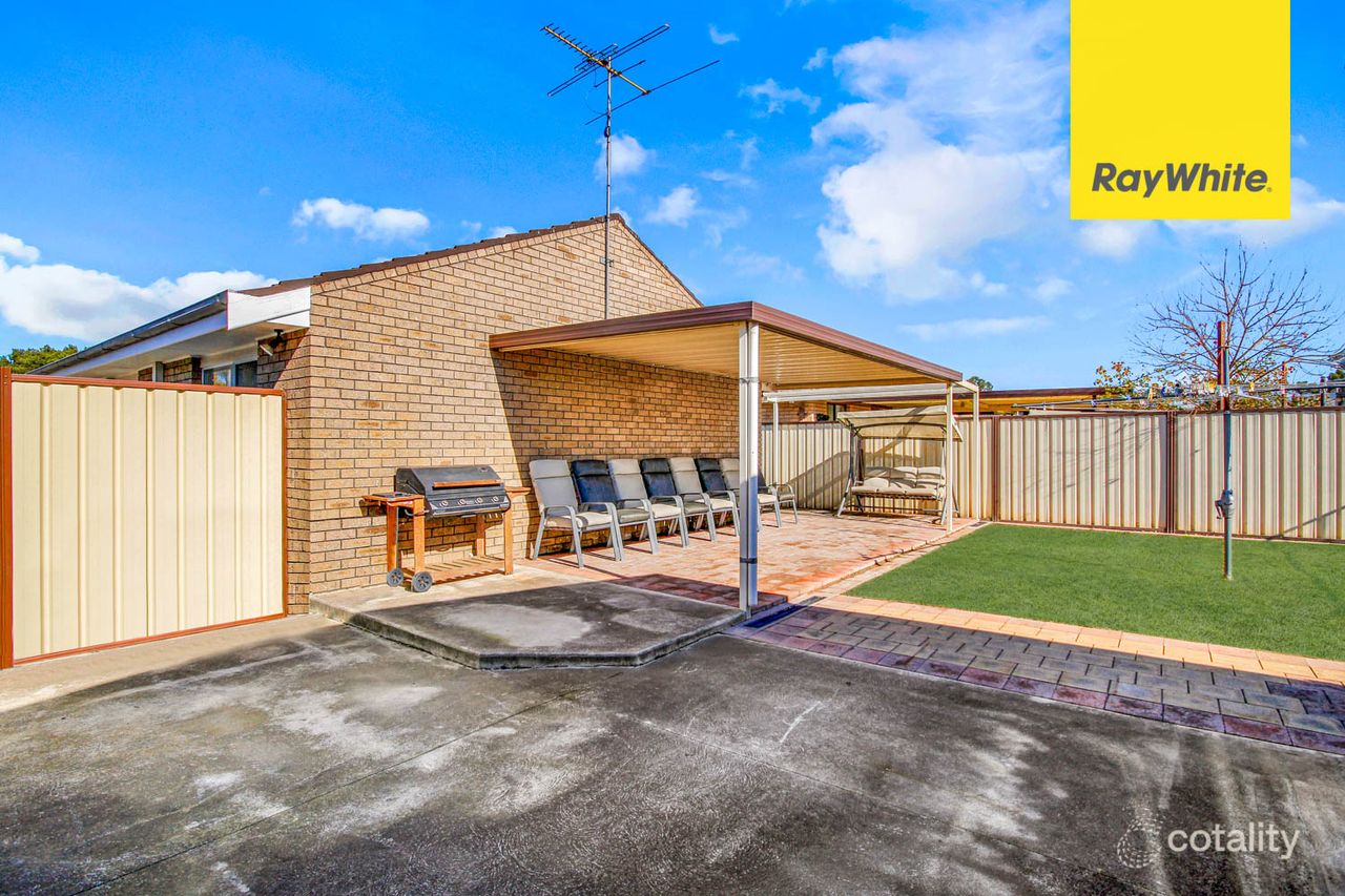 27 Kirsty Cres, Hassall Grove, NSW 2761