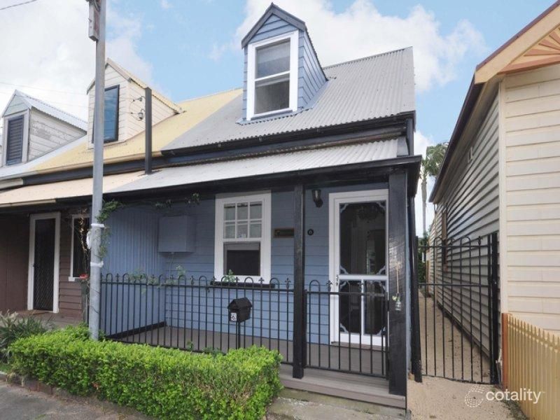 6 Brien St, The Junction, NSW 2291