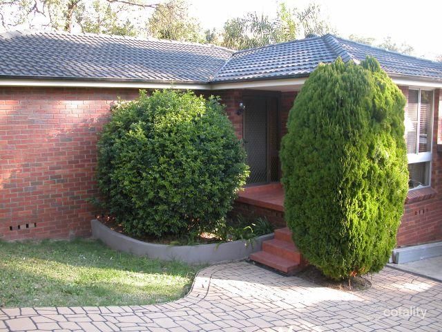 14 Bainbridge Ave, Ingleburn, NSW 2565