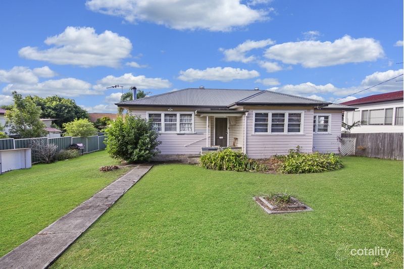 37 Bruntnell St, Taree, NSW 2430