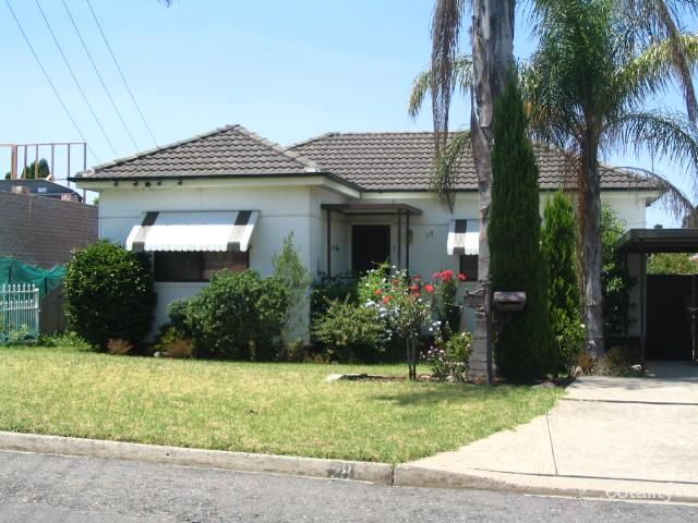 28 Theresa St, Smithfield, NSW 2164