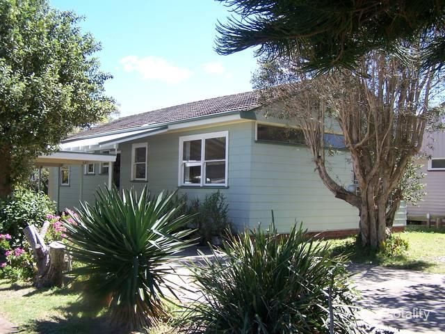 6 Redhead St, Redhead, NSW 2290