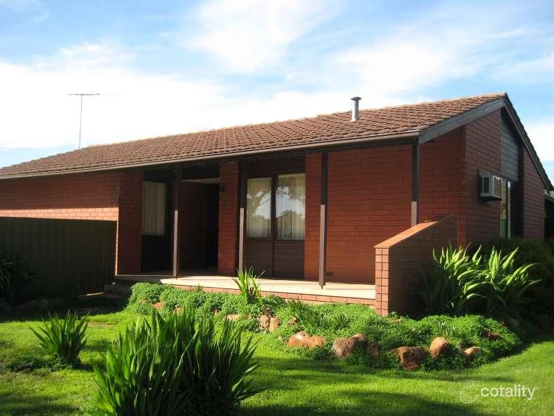 12 Lulama Cres, Munno Para, SA 5115