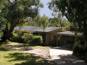 10 Brennan Ave, Beaconsfield Upper, VIC 3808
