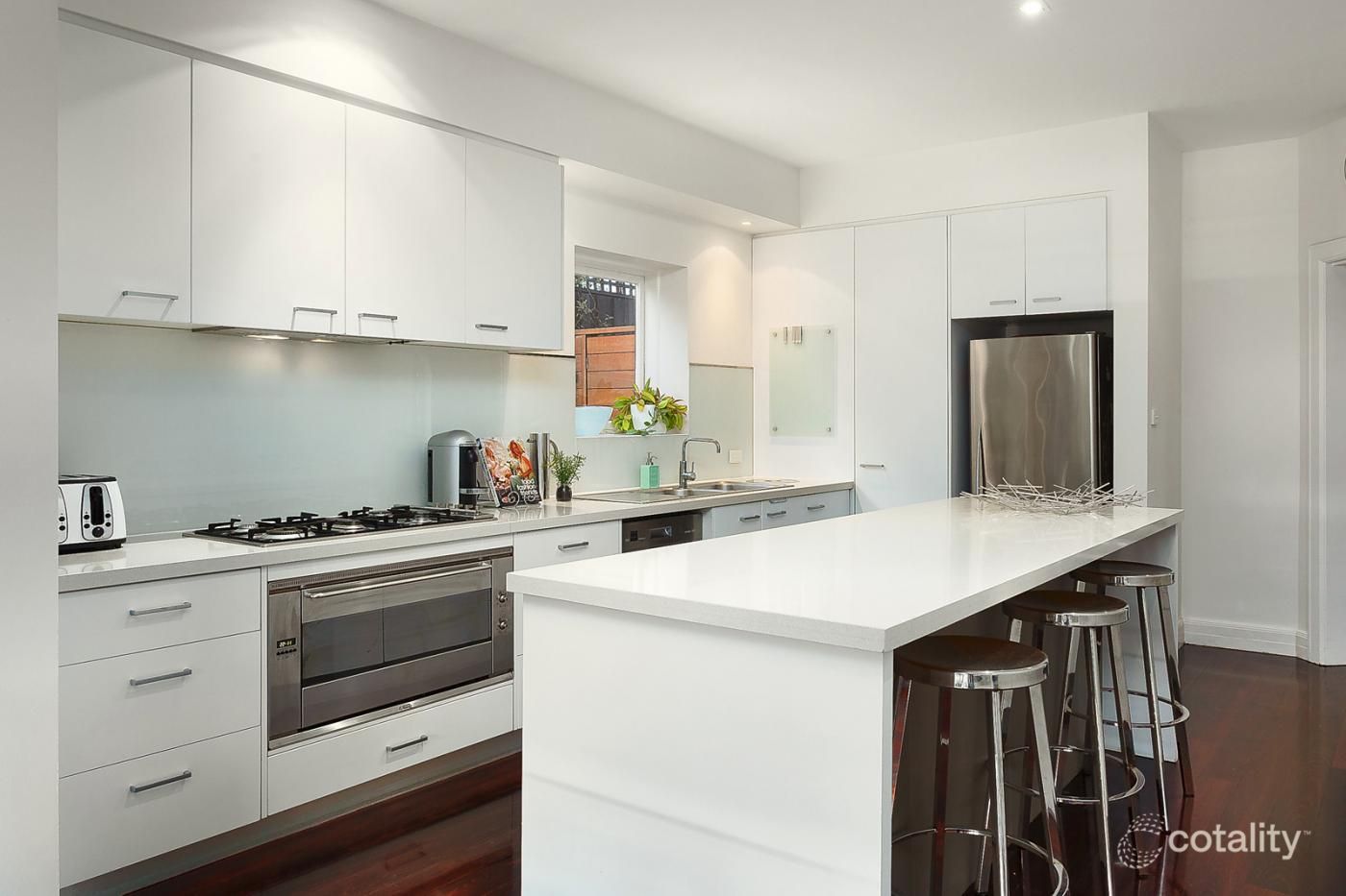 20 Normandy Rd, Elwood, VIC 3184