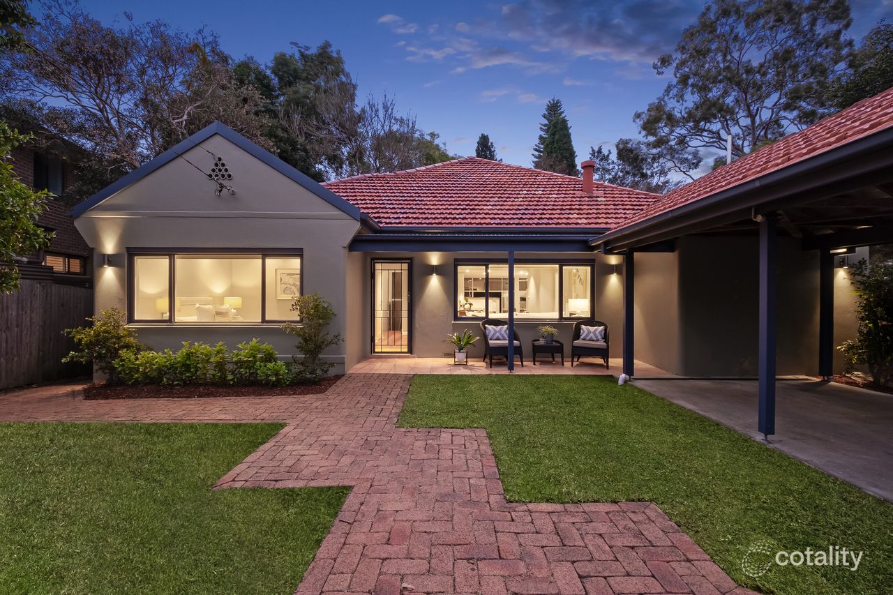 11 Sunnyside Cres, Castlecrag, NSW 2068