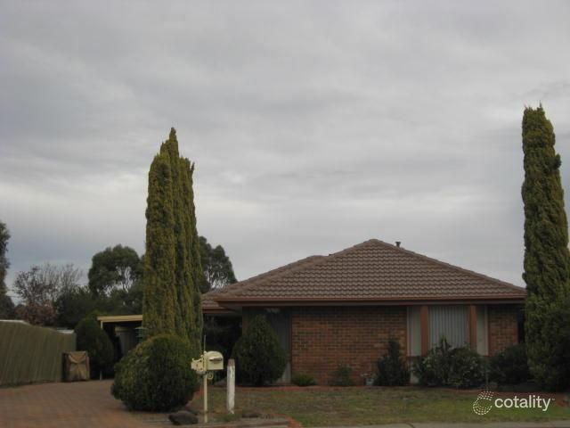 1 Troon Ct, Sunbury, VIC 3429