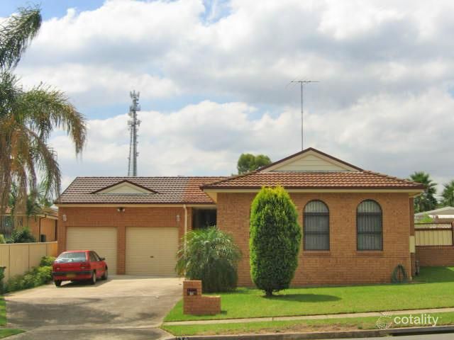 20 Alamein Rd, Bossley Park, NSW 2176