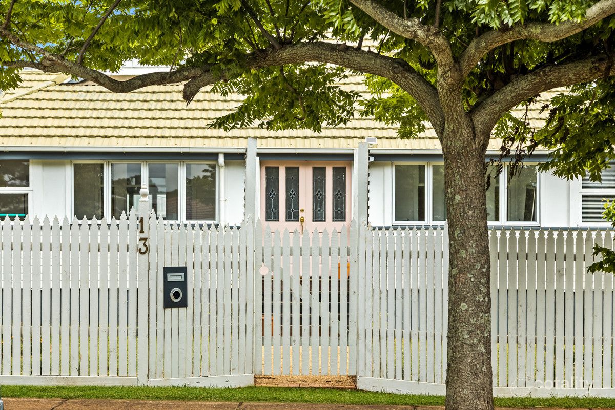 13 Bothwell St, Newtown, QLD 4350