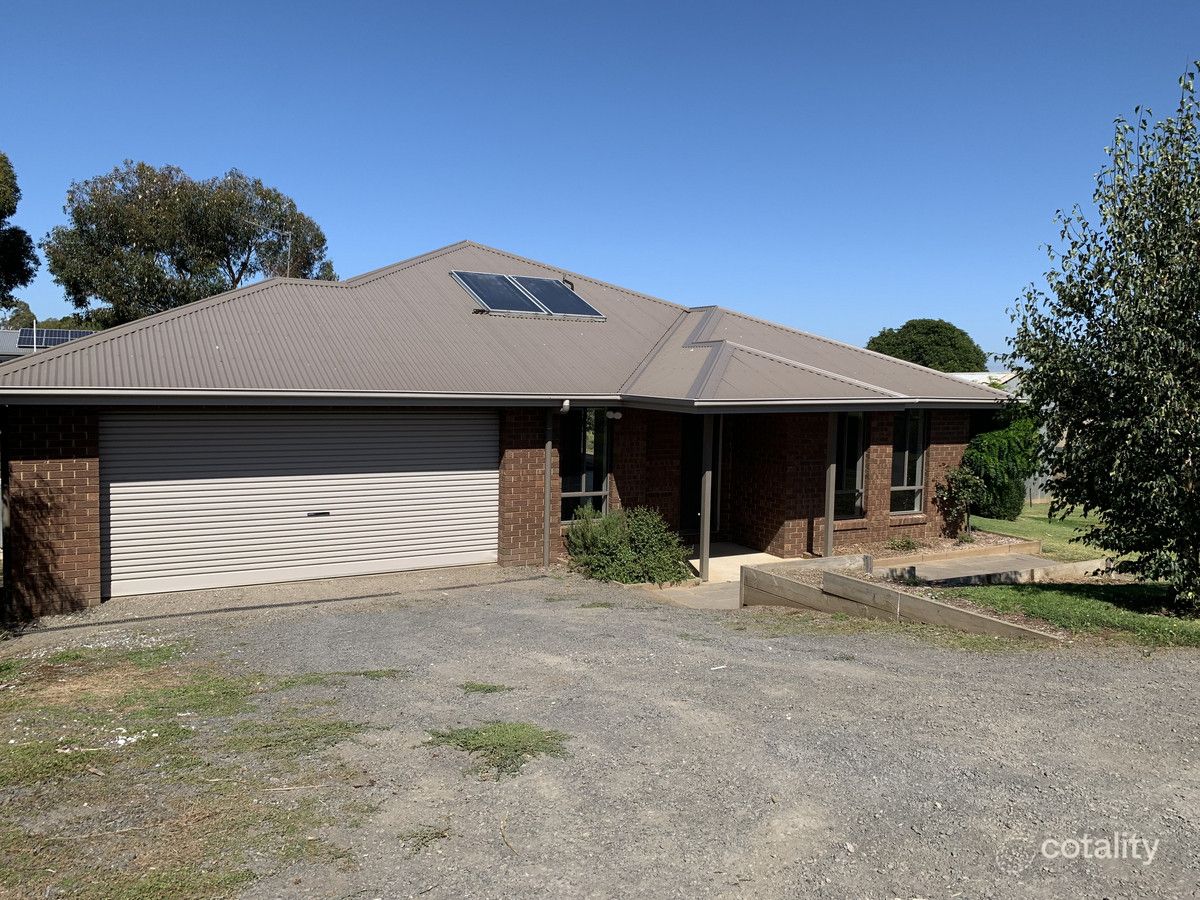 2 Walkers Lane, Koroit, VIC 3282