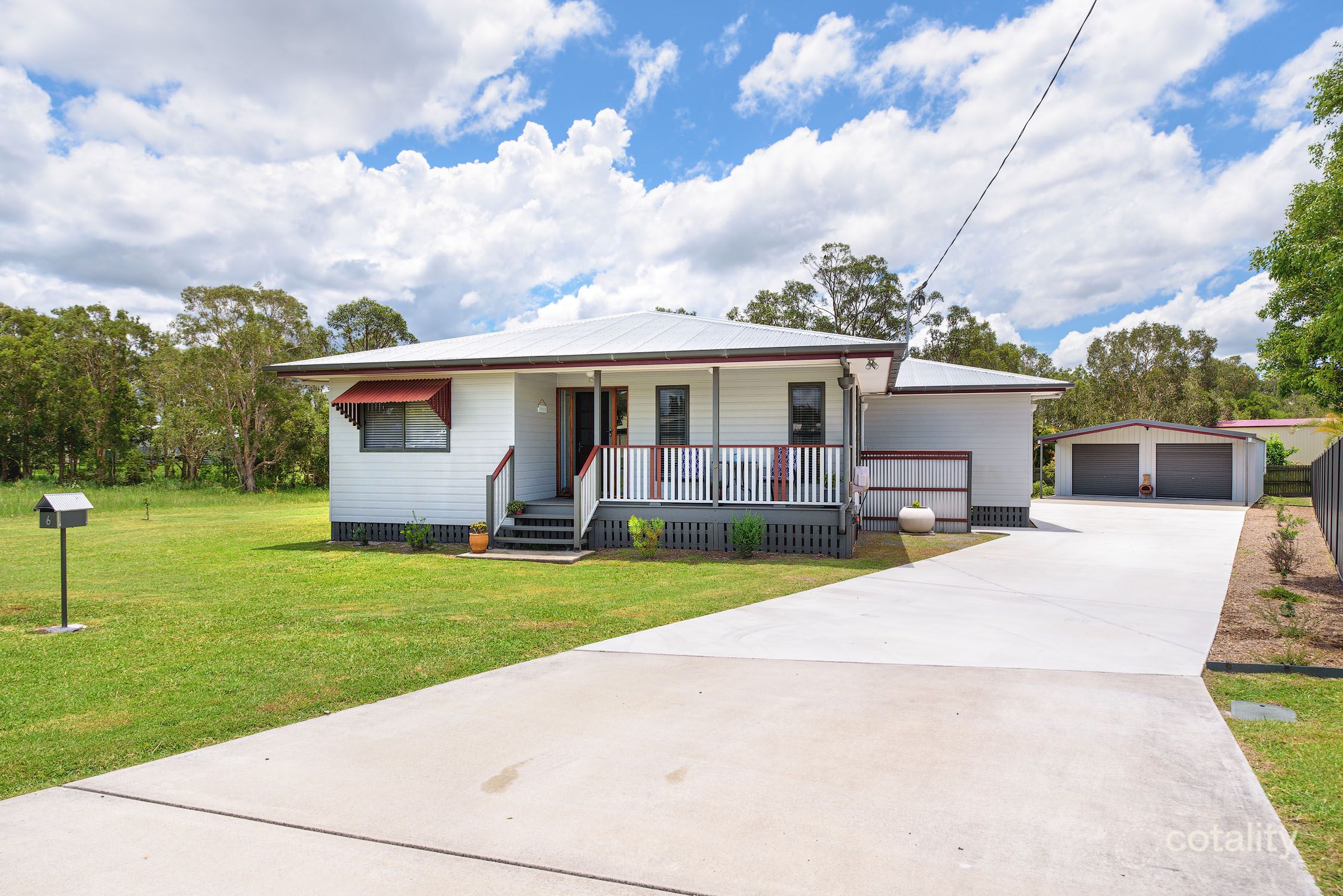 6 Regent Ct, Cooloola Cove, QLD 4580