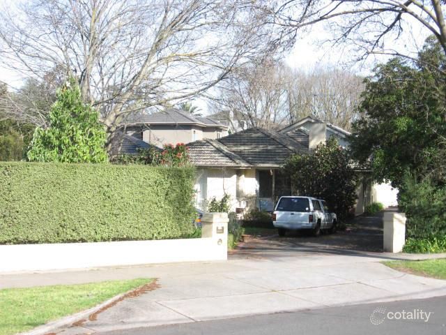 6 Gilbert Pde, Camberwell, VIC 3124