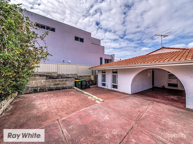 58 Brompton Rd, Wembley Downs, WA 6019