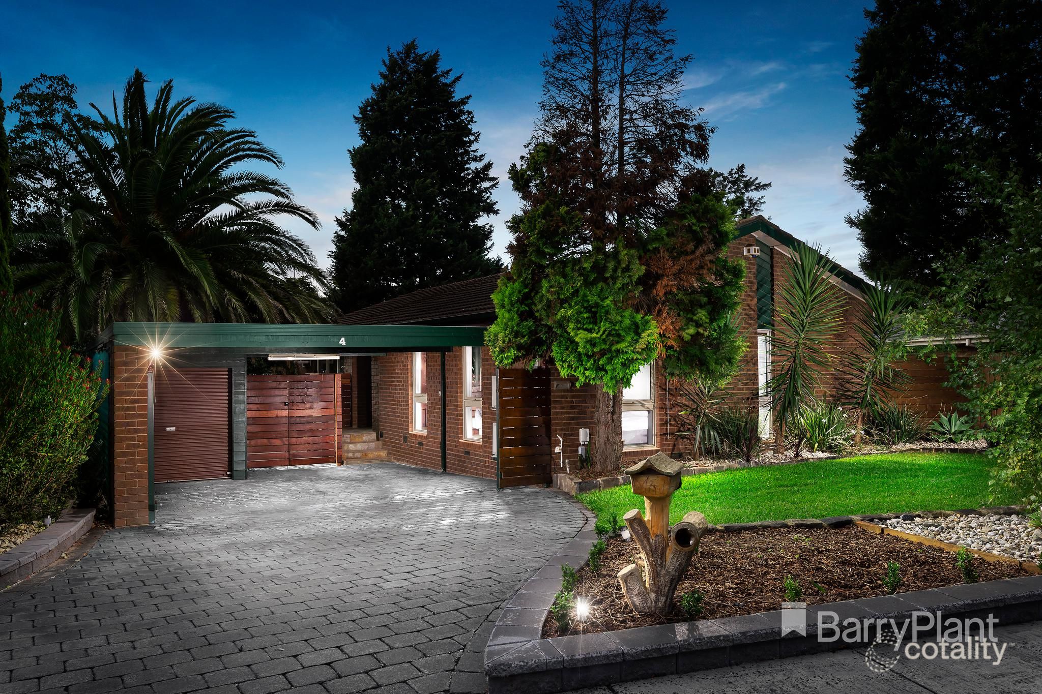 4 Septimus Cl, Mill Park, VIC 3082