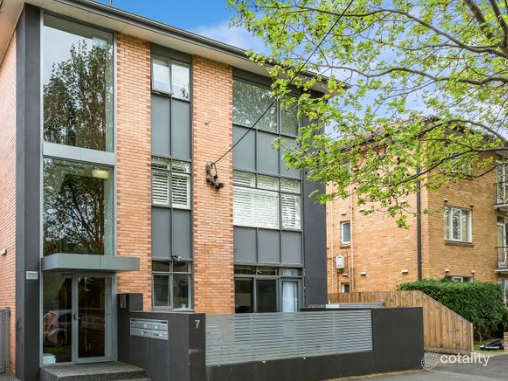 7/1 Ravens Gr, St Kilda East, VIC 3183