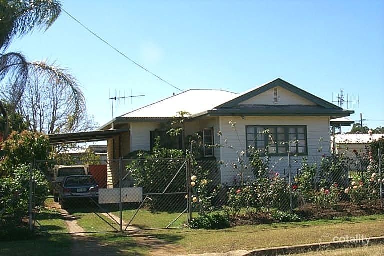 27 Greenwood St, Kepnock, QLD 4670