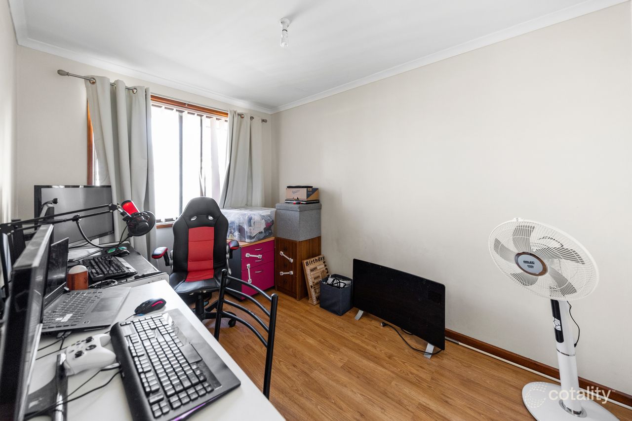 6 Raner Ave, Parafield Gardens, SA 5107