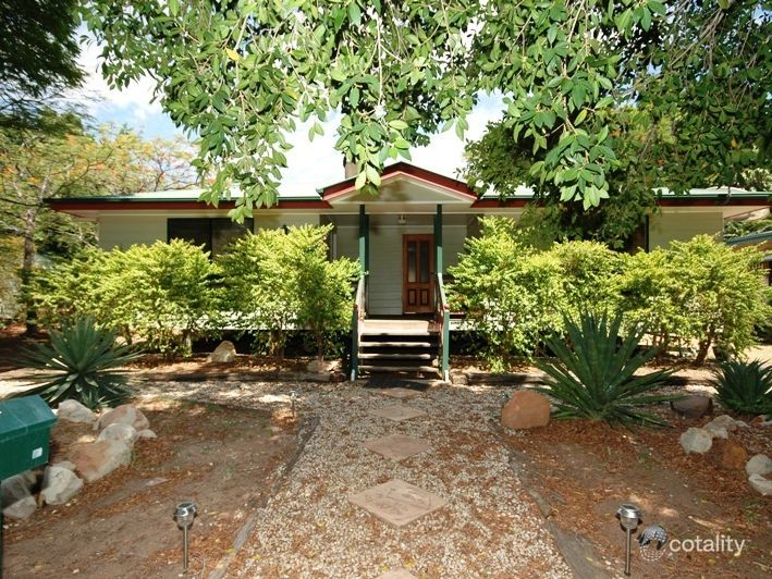 153 Crane St, Longreach, QLD 4730
