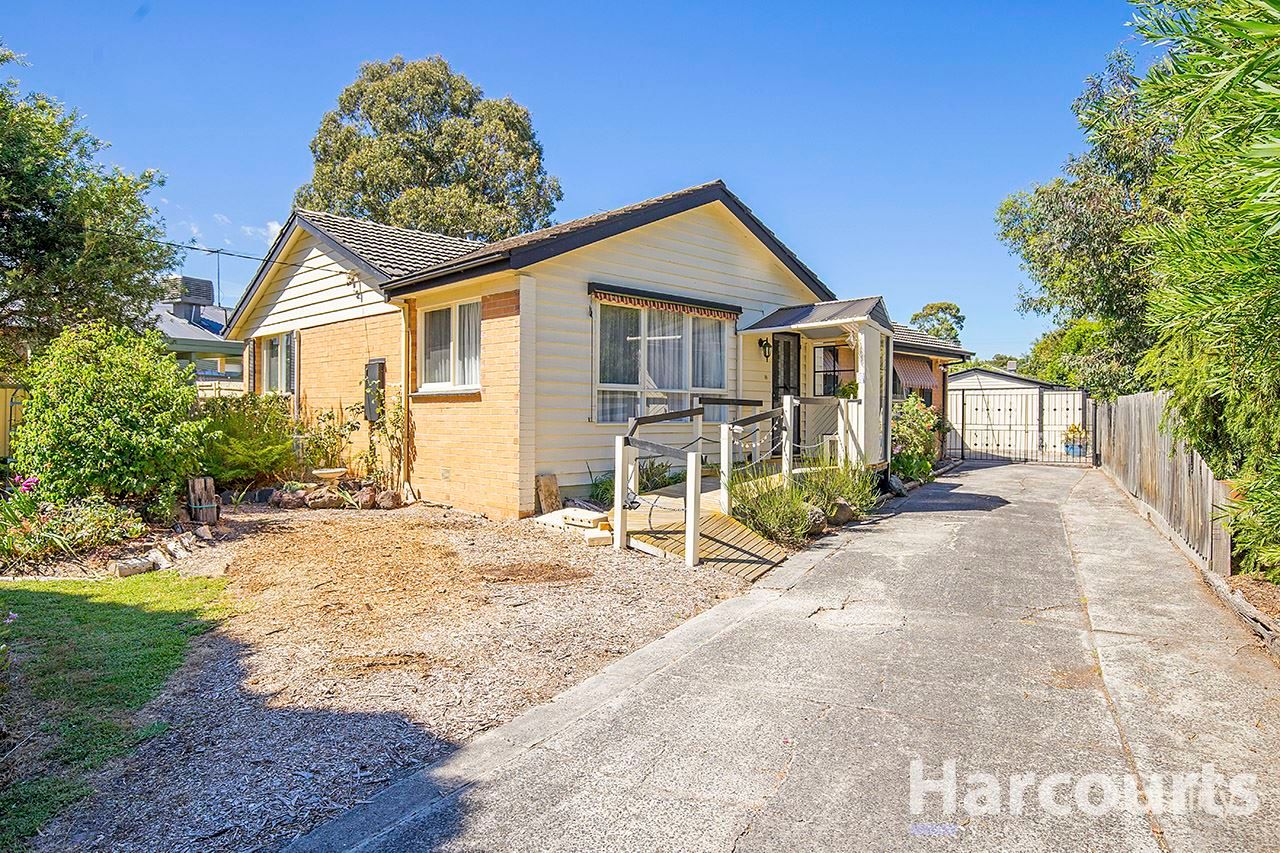 1/8 Tinarra Ct, Kilsyth, VIC 3137