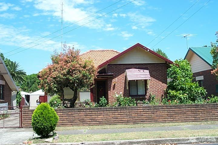 22 Newcastle St, Hamilton North, NSW 2292