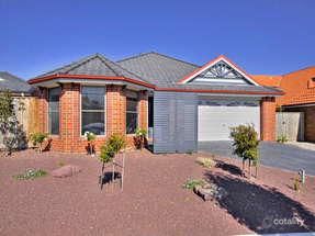 19 Glenview Rise, Berwick, VIC 3806