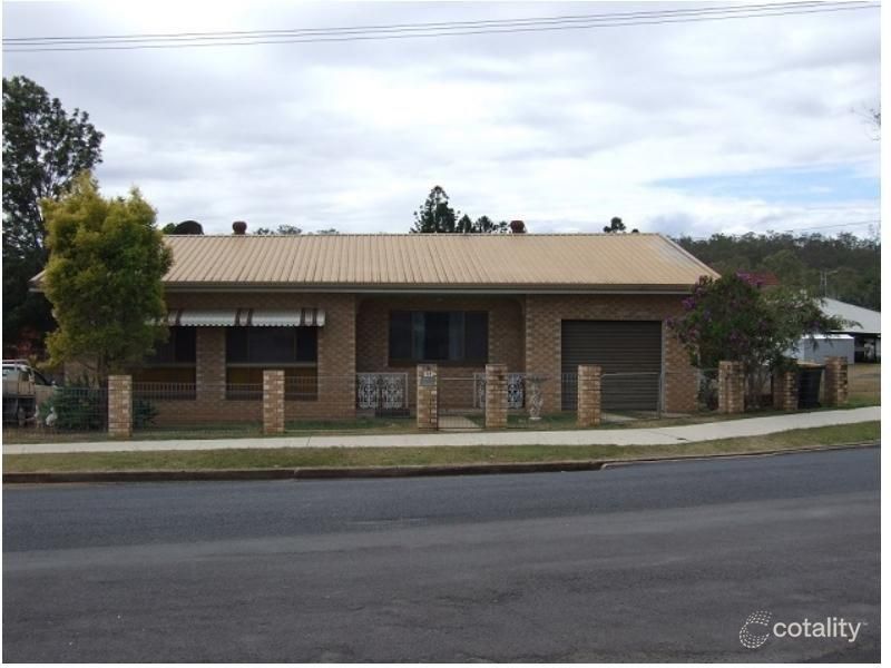 32 May St, Gin Gin, QLD 4671