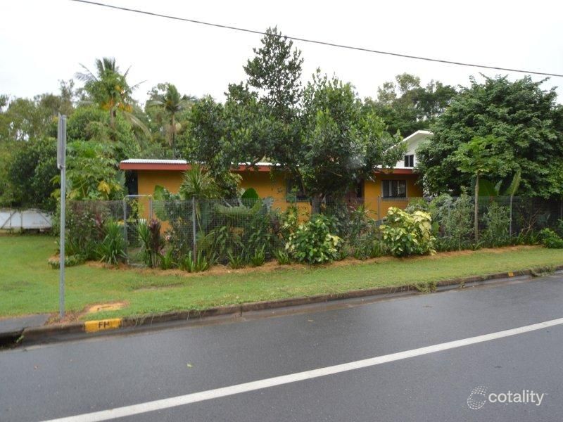 101 Machan St, Machans Beach, QLD 4878