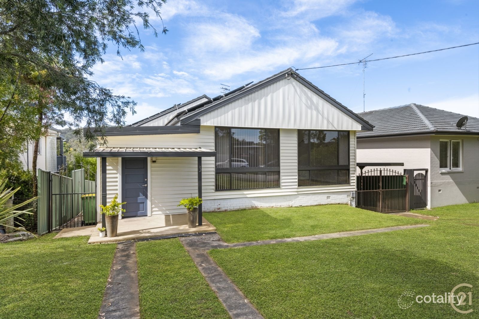 3 Dolly Ave, Springfield, NSW 2250