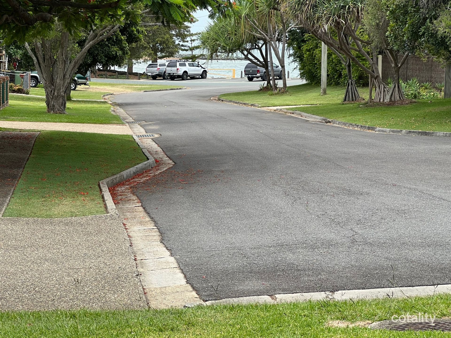 12 Murphy St, Scarborough, QLD 4020