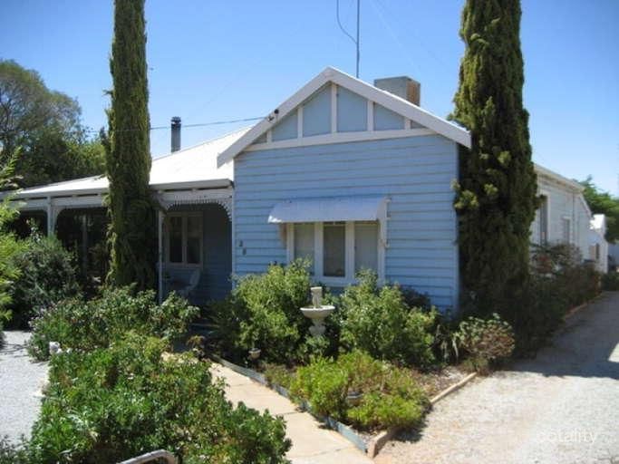 28 South St, Dalwallinu, WA 6609