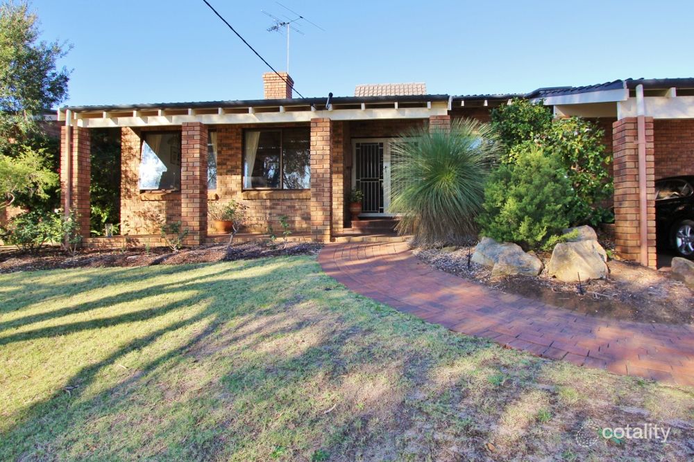 19 Emerald Pl, Mount Richon, WA 6112