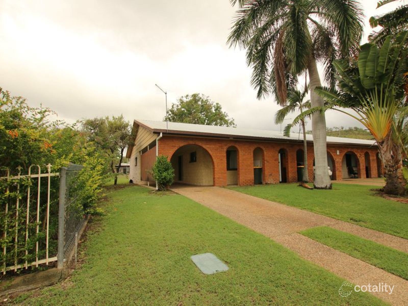 1/319 Rockonia Rd, Koongal, QLD 4701