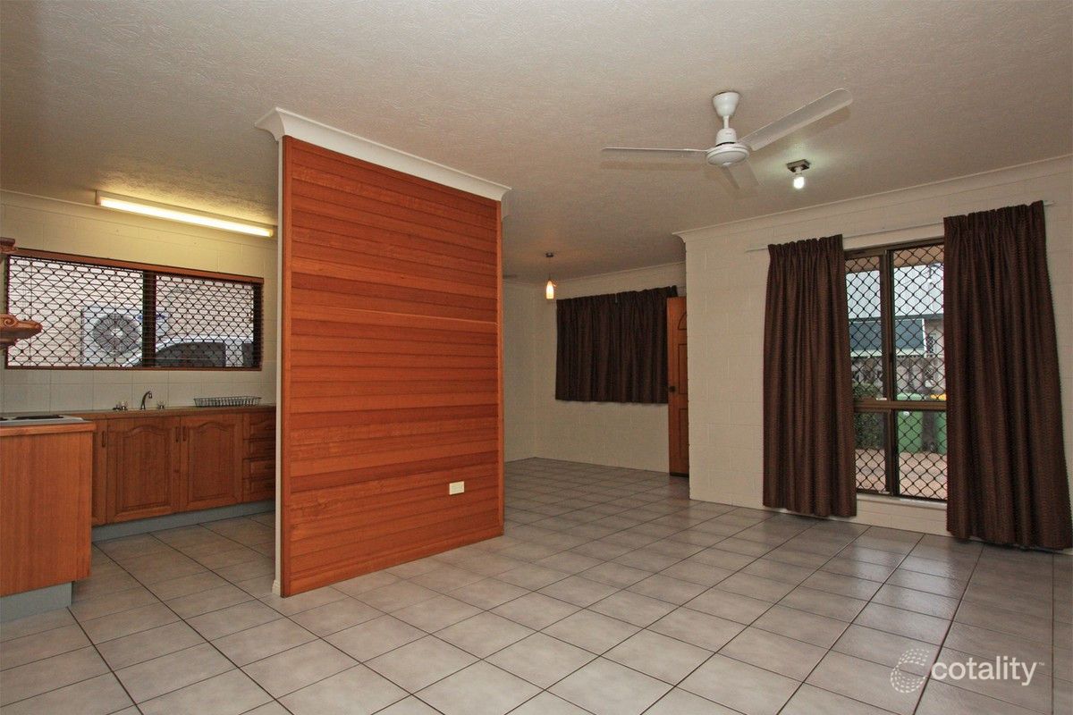 2/90 Dearness St, Garbutt, QLD 4814