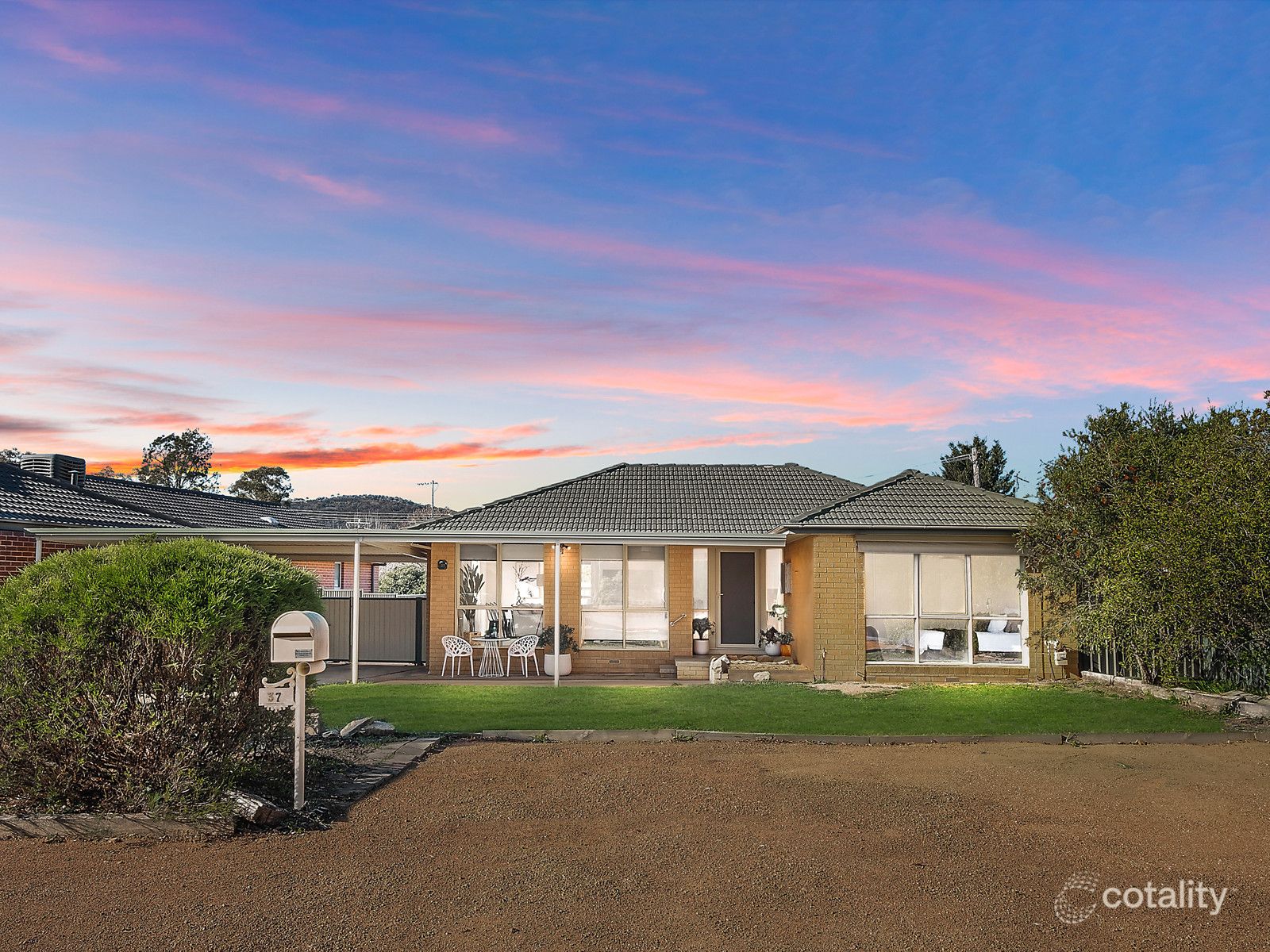 37 Bullock Cct, Kambah, ACT 2902