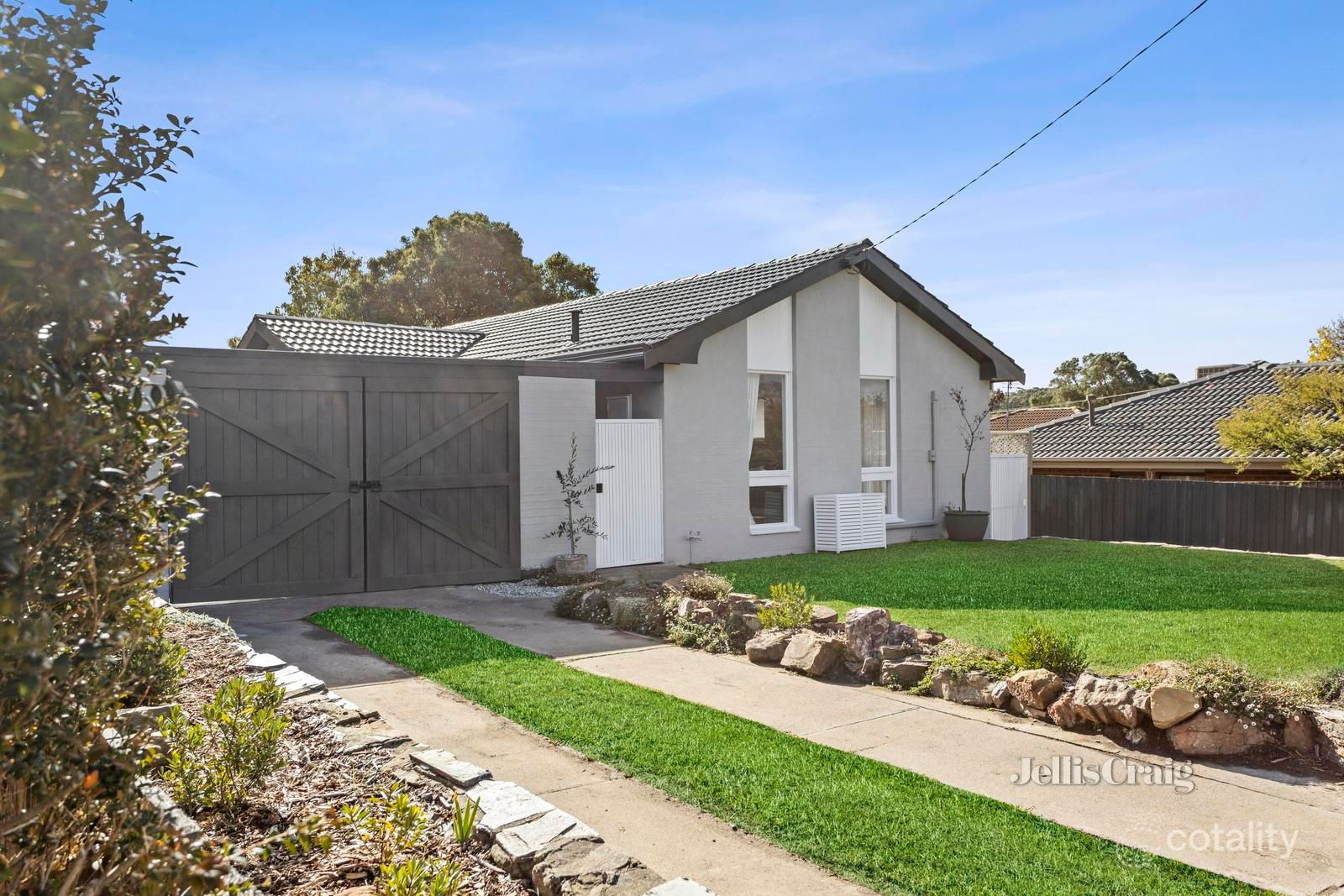 7 Wallace St, Castlemaine, VIC 3450