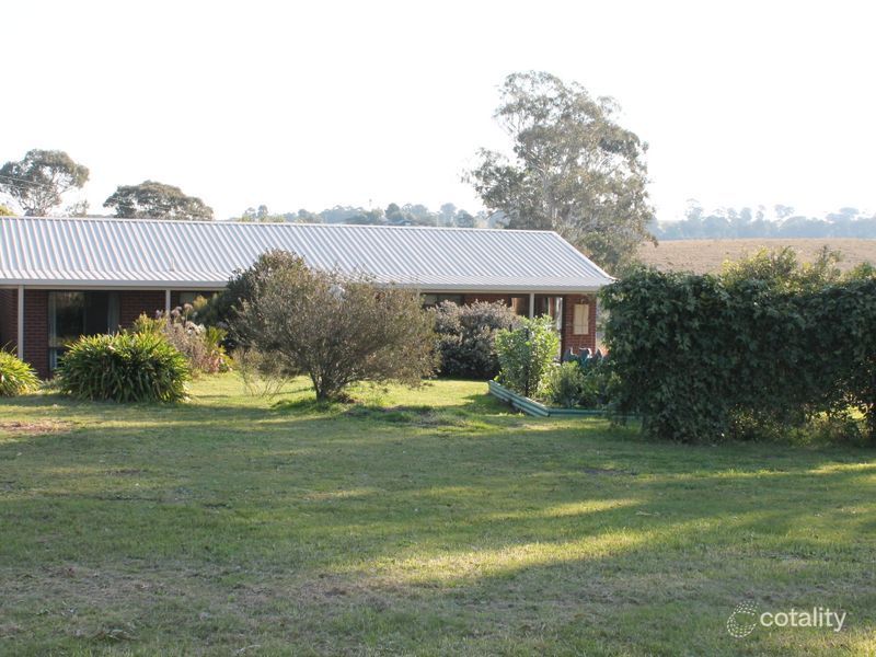 65 Nicholson-Sarsfield Rd, Nicholson, VIC 3882