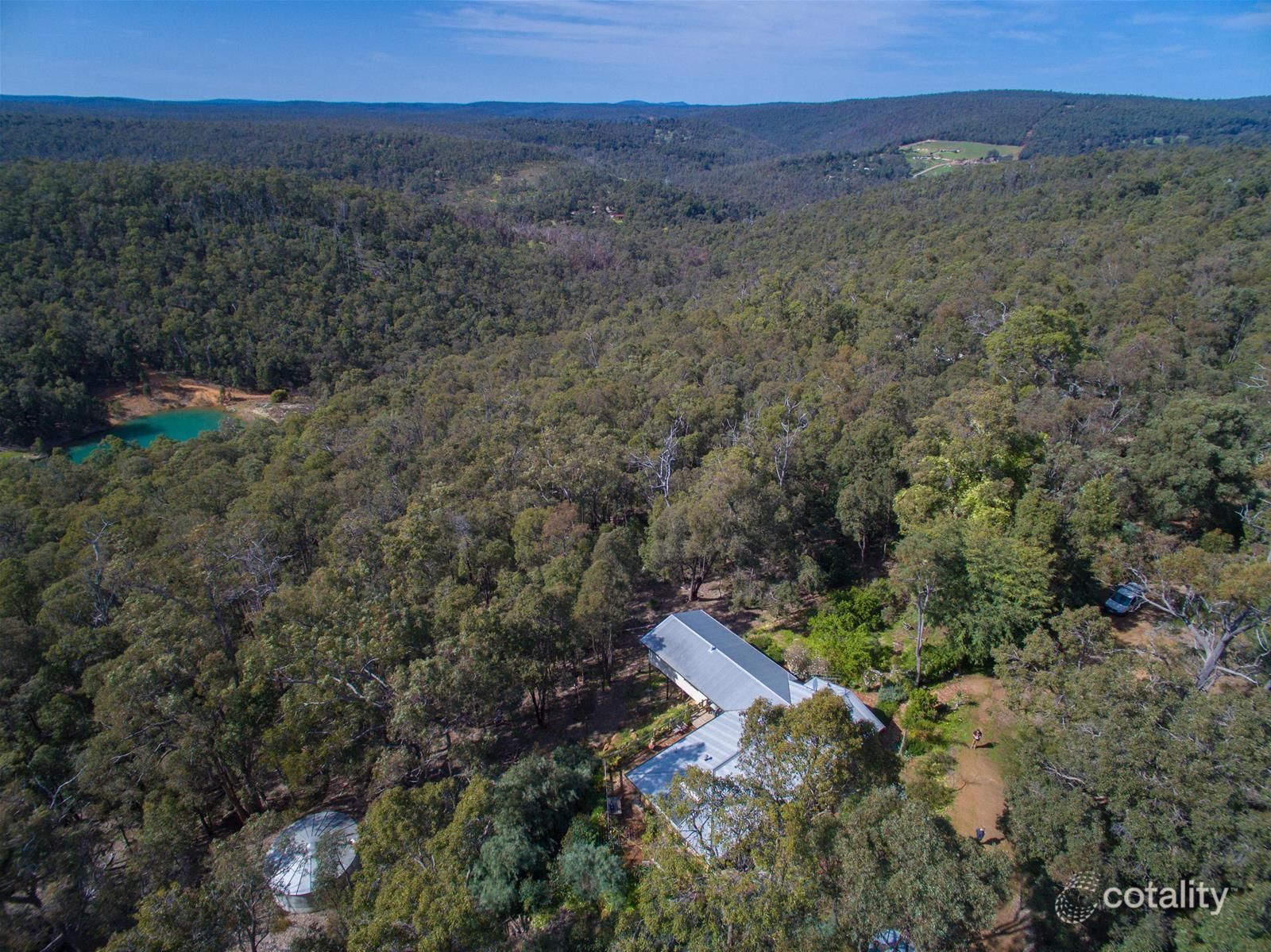 31 Simons Dr, Roleystone, WA 6111
