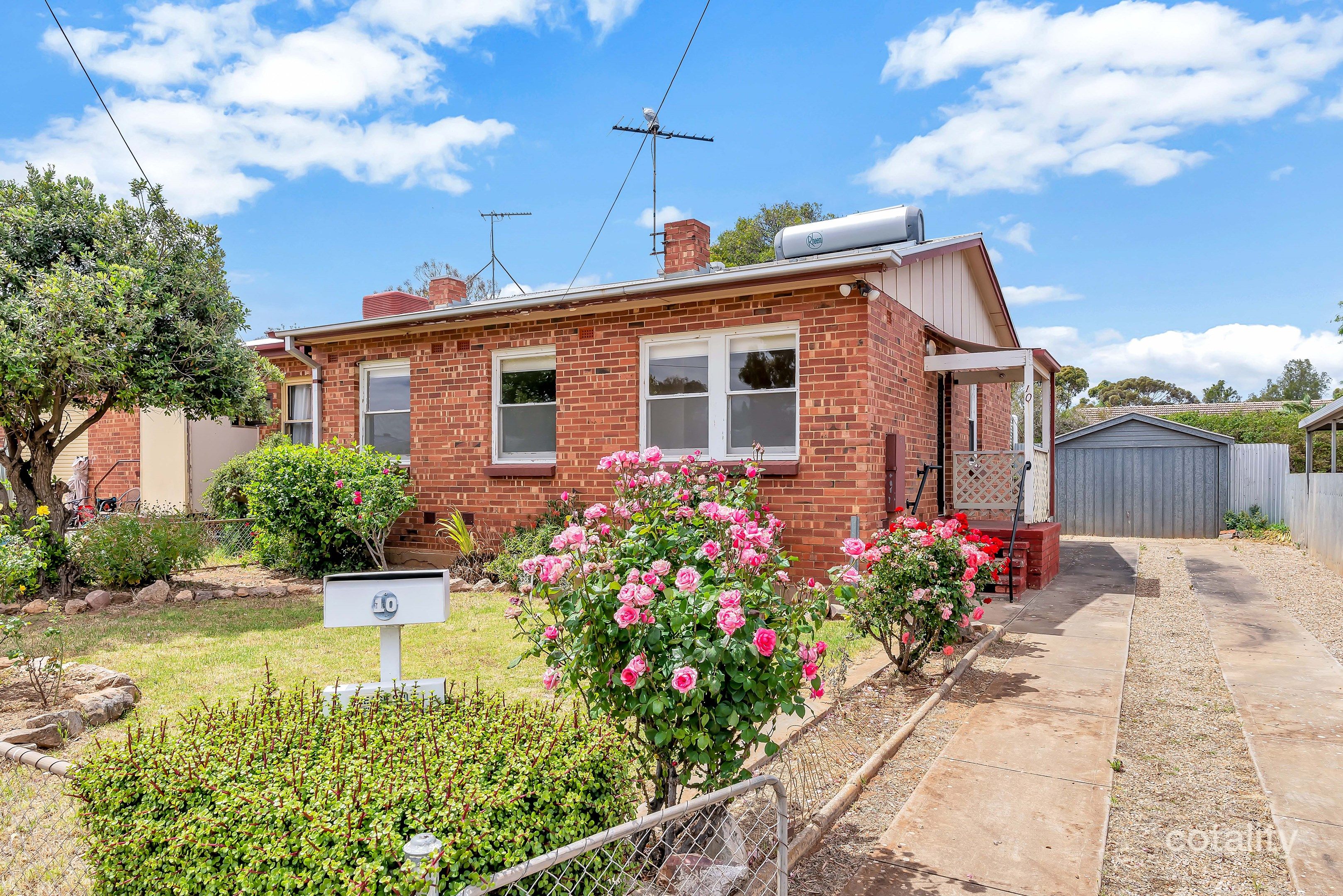10 Stakes Cres, Elizabeth Downs, SA 5113