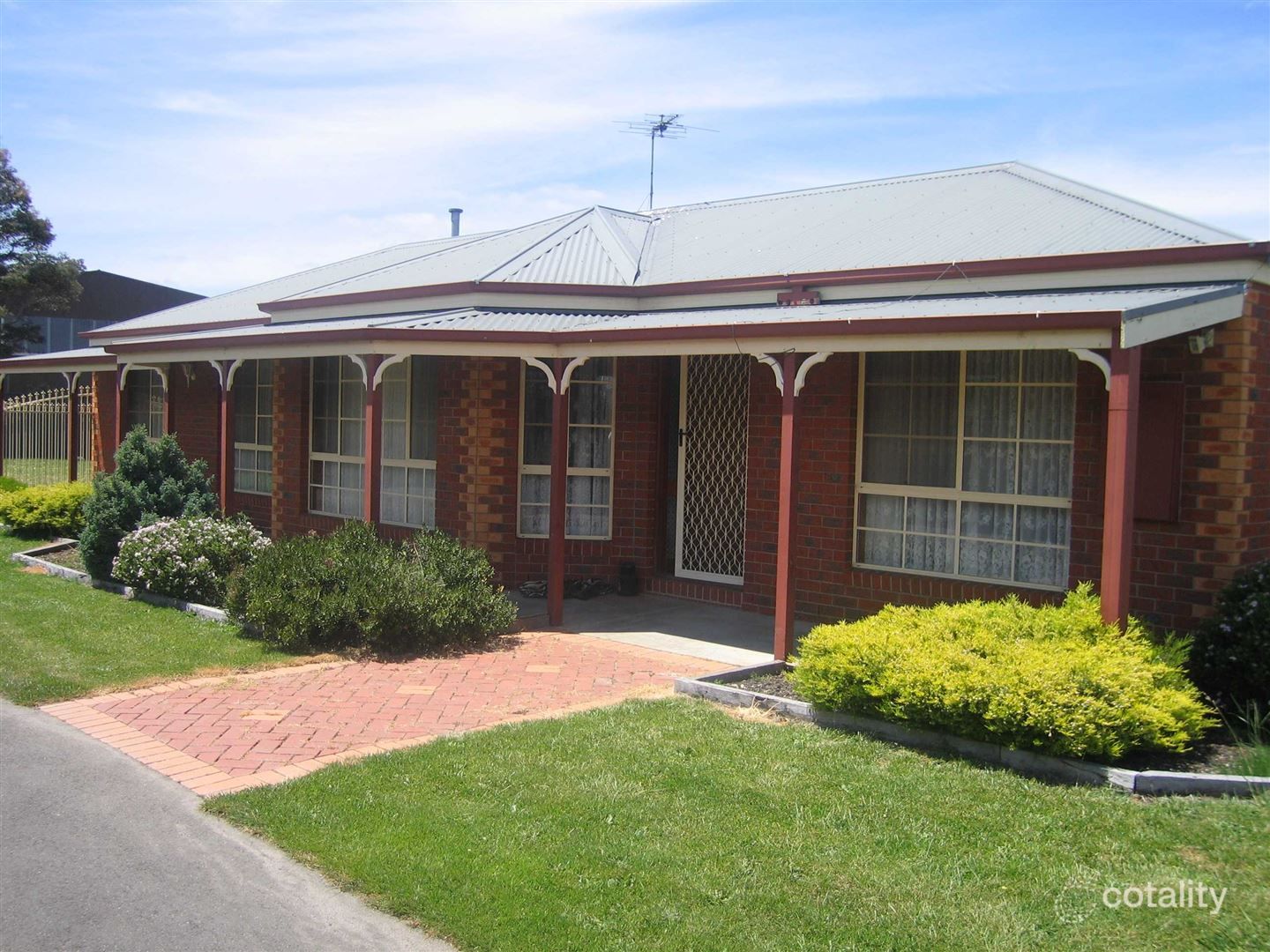 50 Rowan Pde, Wendouree, VIC 3355