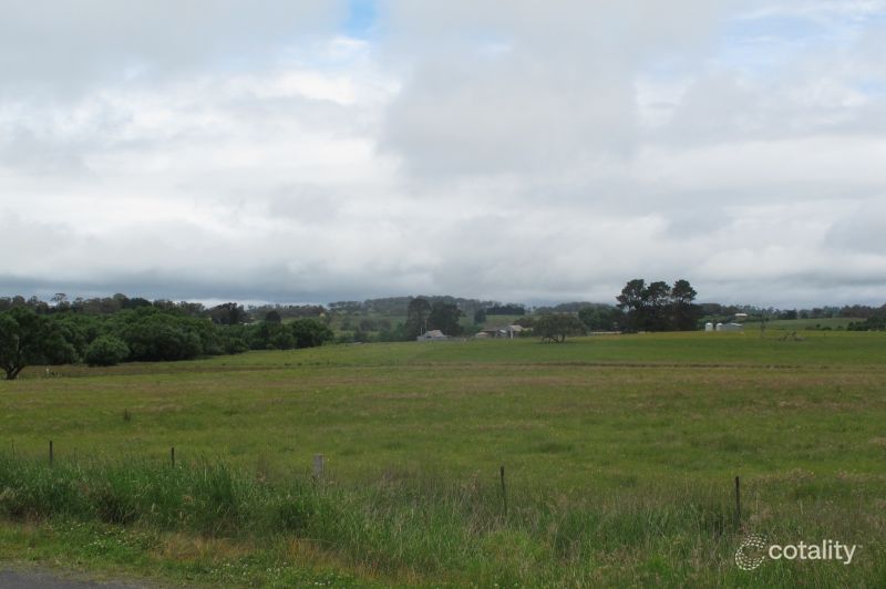 14 Carcoar Rd, Forest Reefs, NSW 2798