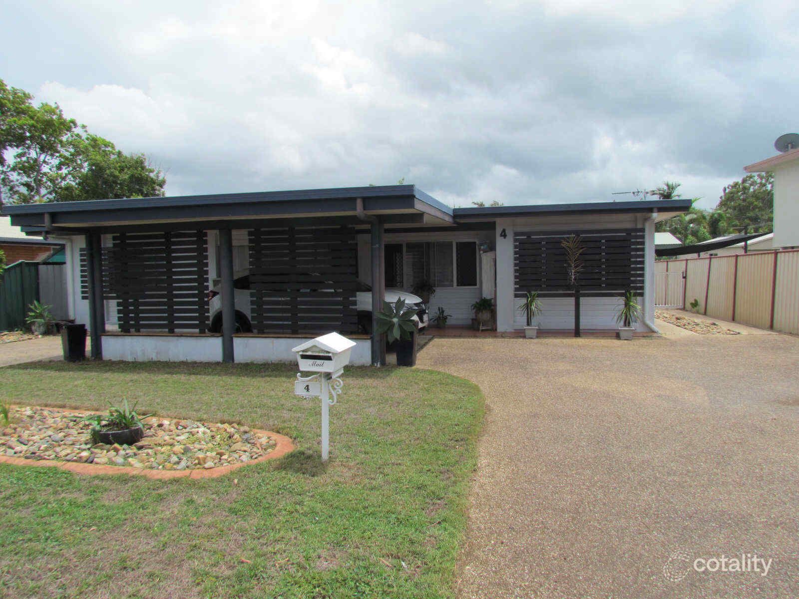 4 Saint Bees Ave, Bucasia, QLD 4750