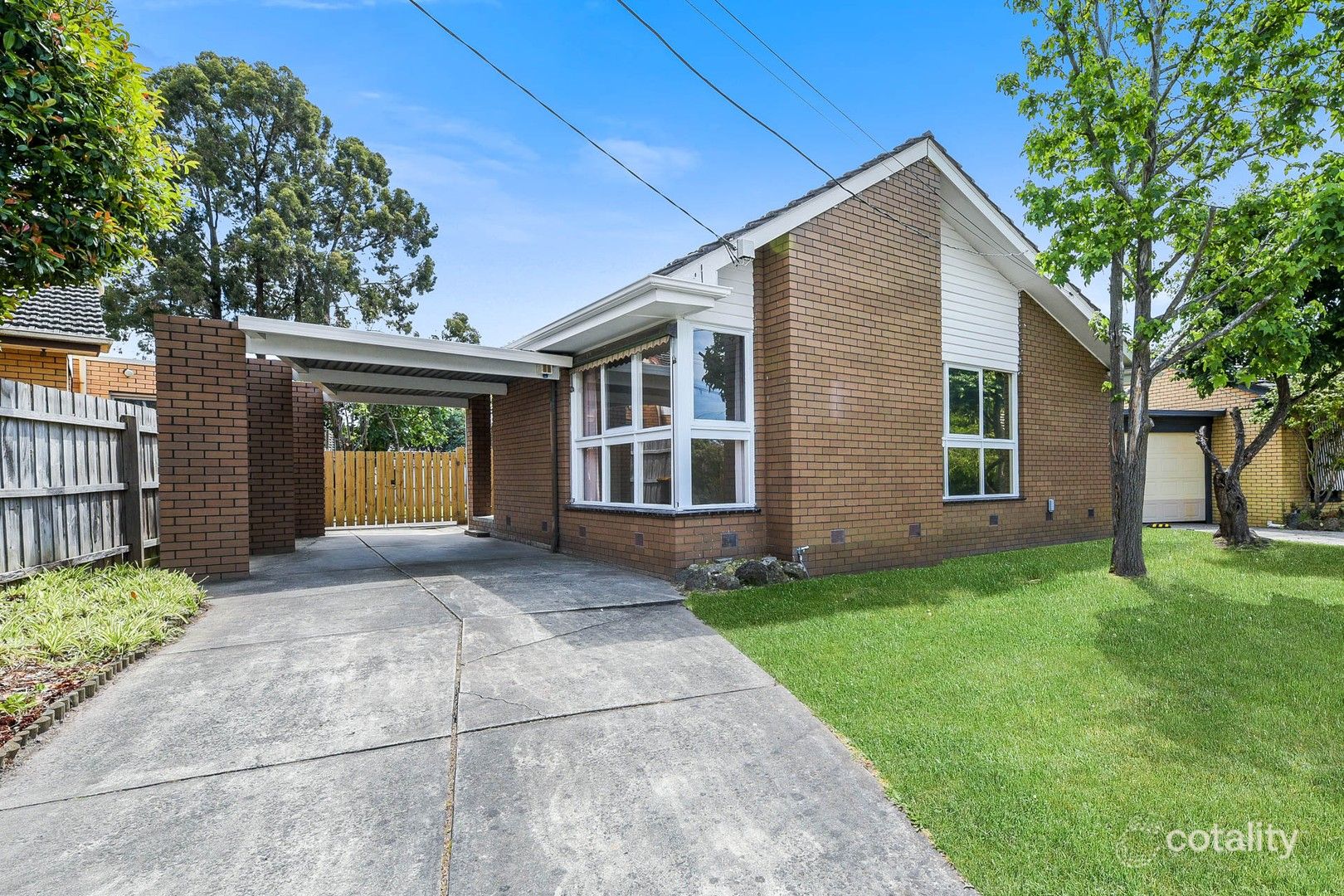 9 Garwain Pde, Glen Waverley, VIC 3150