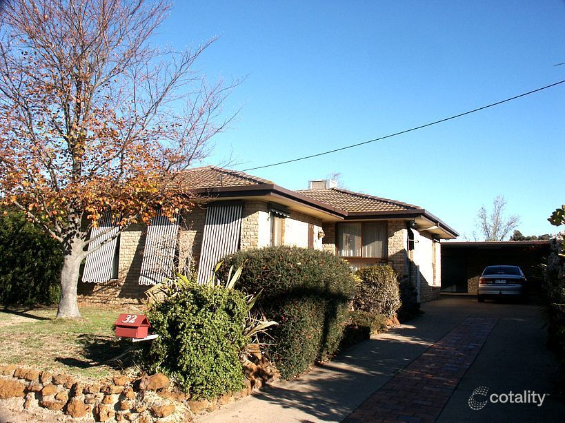 32 Sharpley Ave, Stawell, VIC 3380