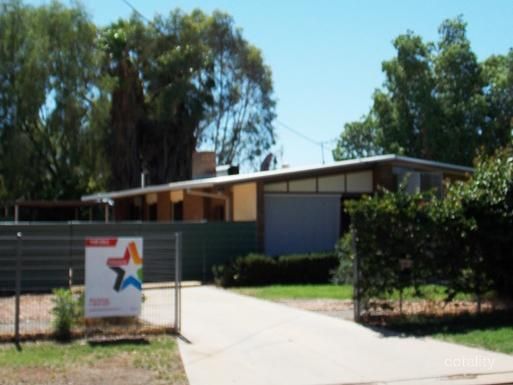 19 Roberts Cres, Gillen, NT 0870