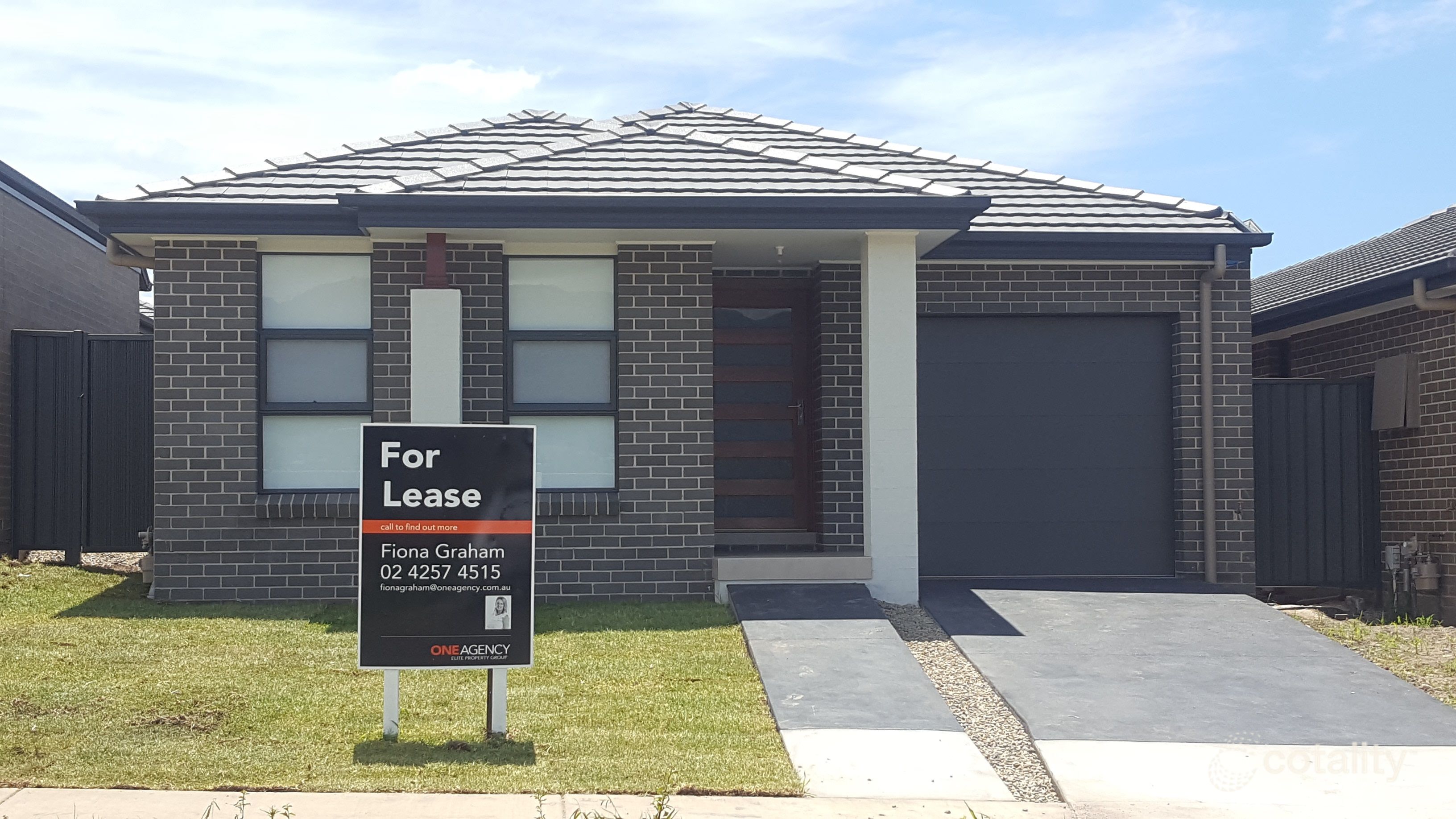 38 Bartlett Cres, Calderwood, NSW 2527