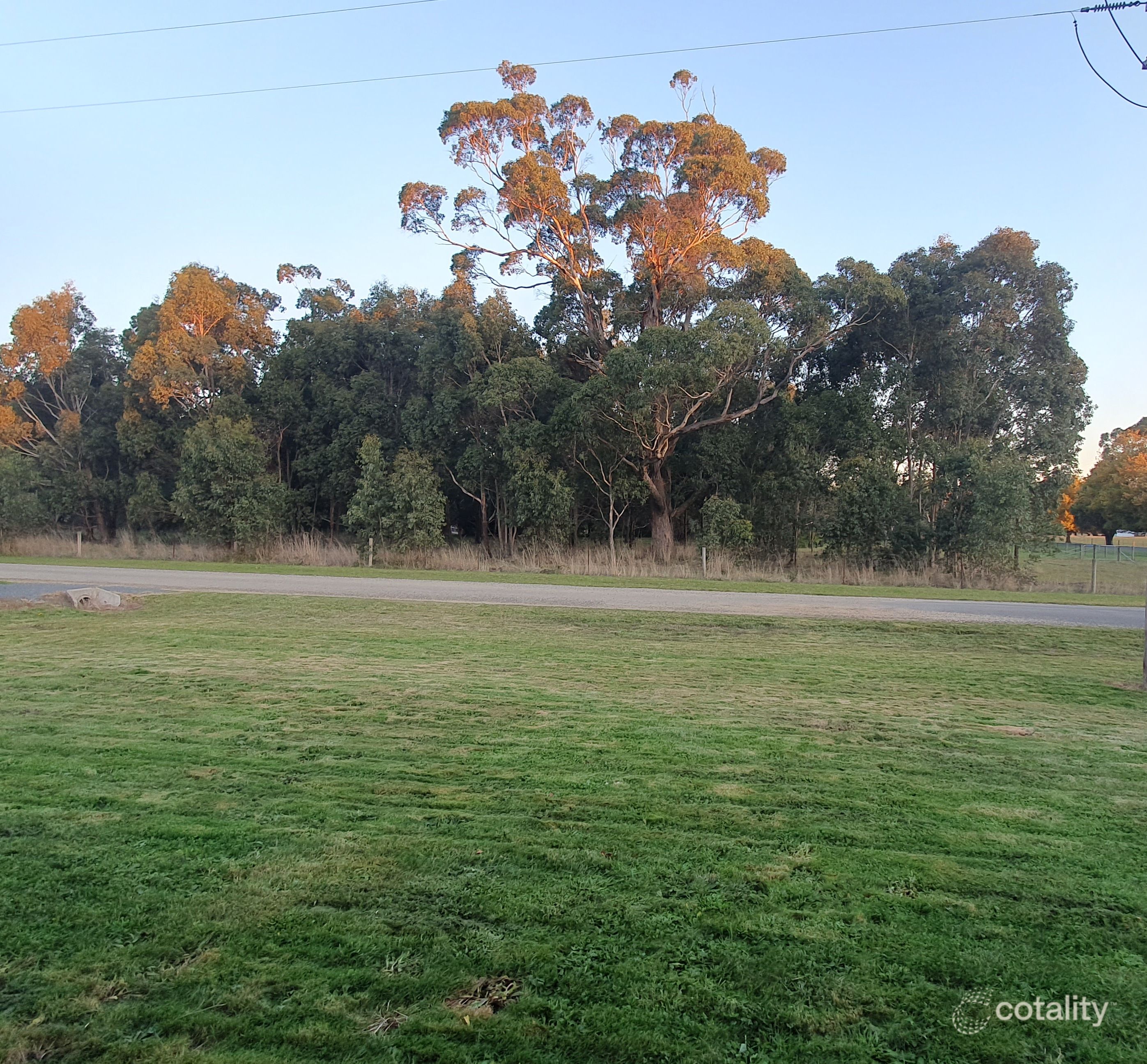 2 Russell St, Gordon, VIC 3345