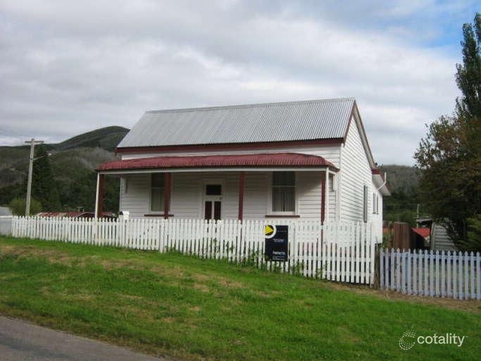 16 Lovett St, Queenstown, TAS 7467