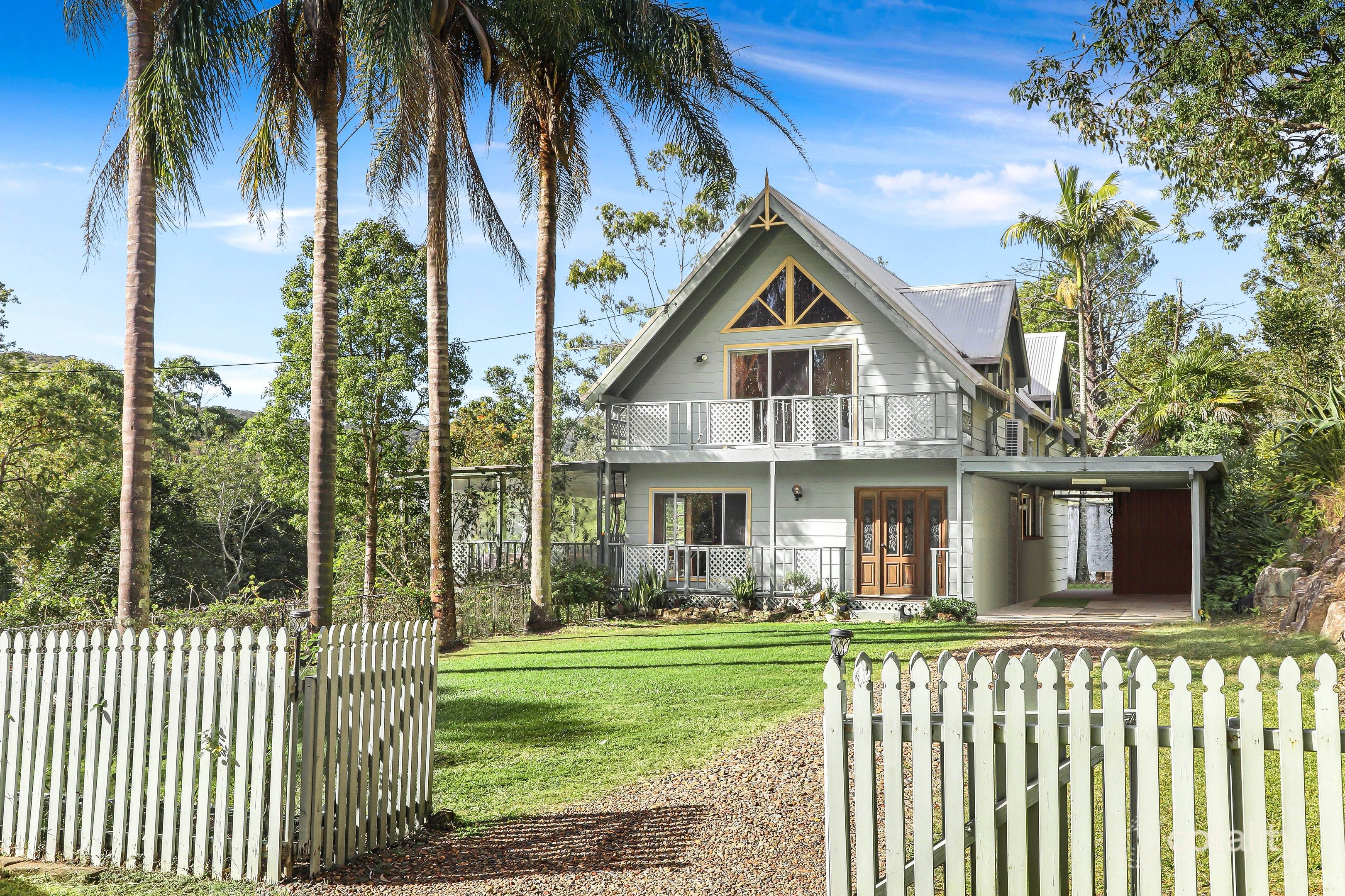 1272 Yarramalong Rd, Wyong Creek, NSW 2259